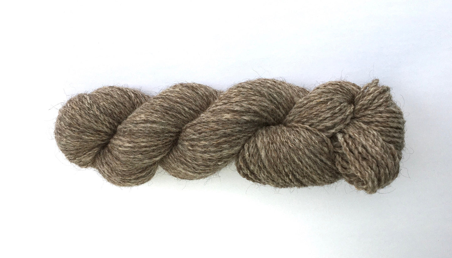 One hank of Copaca worsted in heathered medium brown